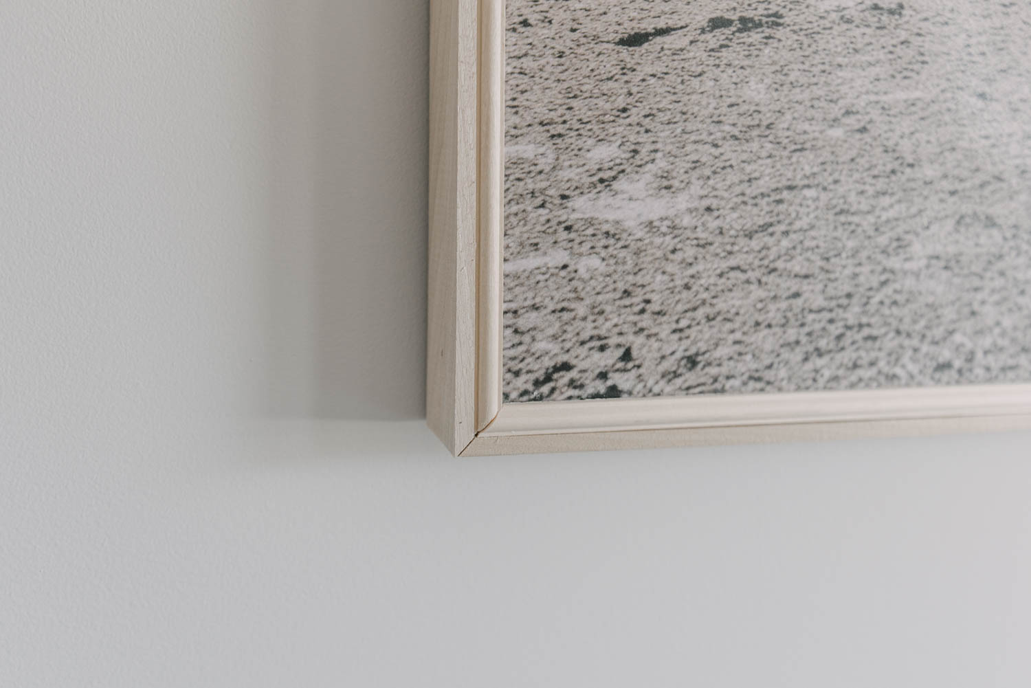 DIY Canvas Frame